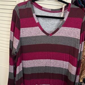 Lane Bryant Red Long Sleeve Relaxed Tee